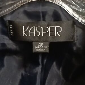 FINAL PRICE KASPER poly/cotton blend 2-pc navy dress suit w patterned design 4P